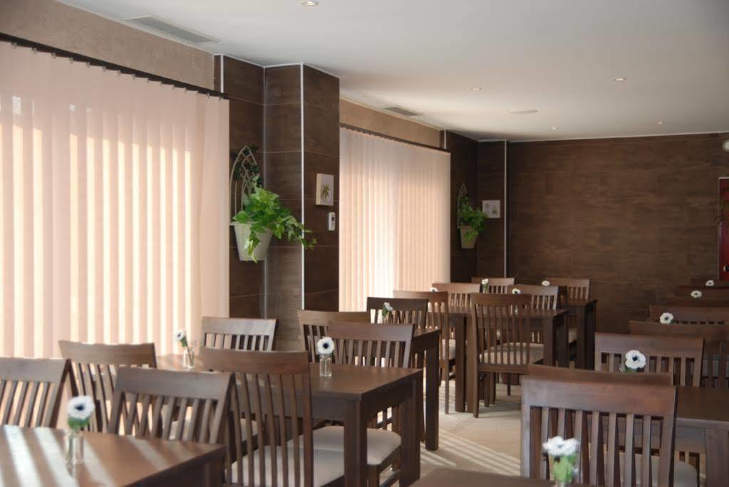 Paris Pacific: Metro-adjacent Near Orly Airport 3* Villejuif